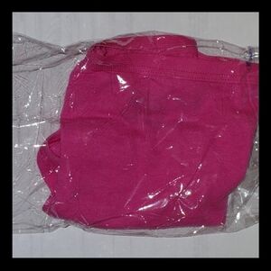 Copy New Hanes hot pink ( Girl ) Size 12*